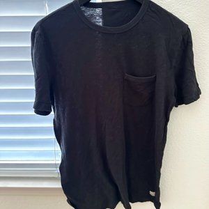 Vuori Pocket Tee